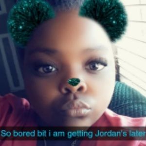 Meet your Posher, Christina